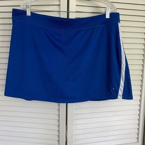 Danskin tennis skirt